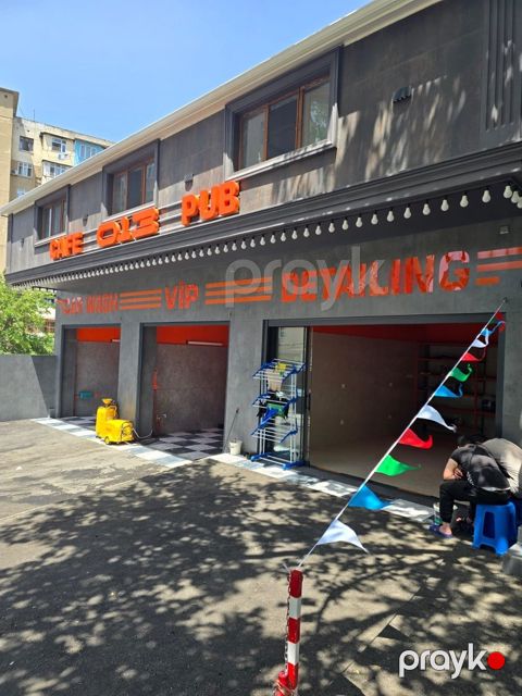 Satılır obyekt 200 m²