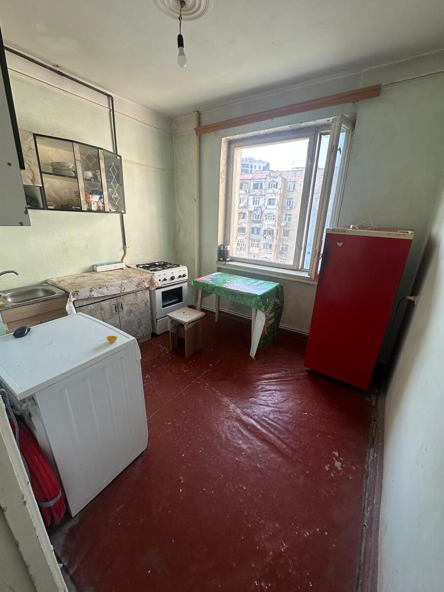 Satılır 2 otaqlı köhnə tikili 65 m² — Mənzil, Bakı (7)