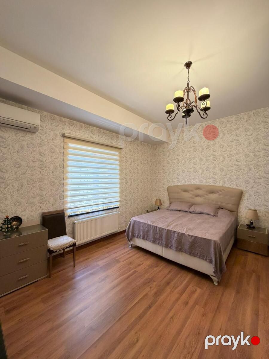 Satılır 5 otaqlı həyət evi/bağ evi 200 m² — Ev, villa, Bakı (11)