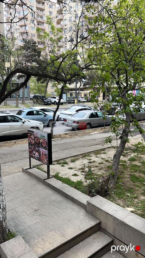 Satılır obyekt 81 m²