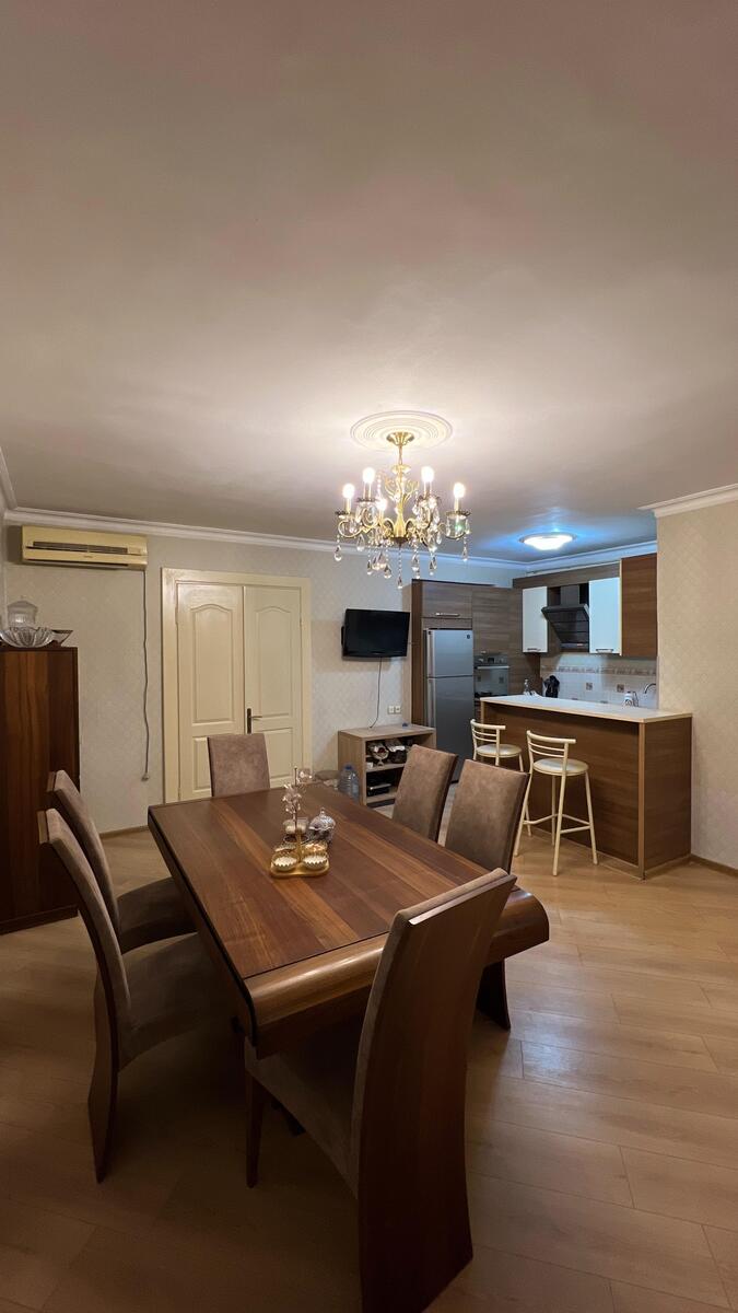 Satılır 4 otaqlı köhnə tikili 75 m² — Mənzil, Bakı