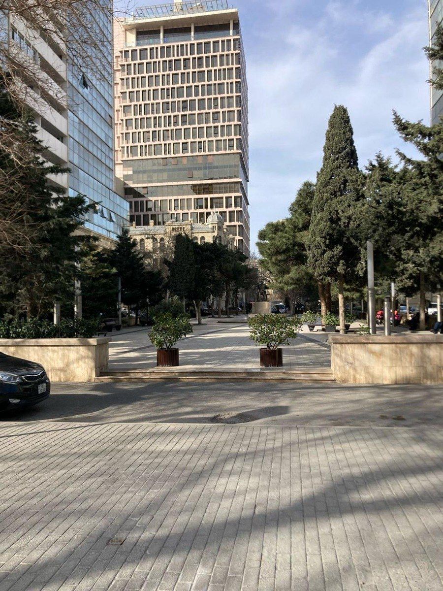 Satılır 3 otaqlı köhnə tikili 125 m² — Mənzil, Bakı (2)