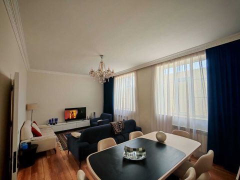 Satılır 3 otaqlı həyət evi/bağ evi 168 m² — Bakı