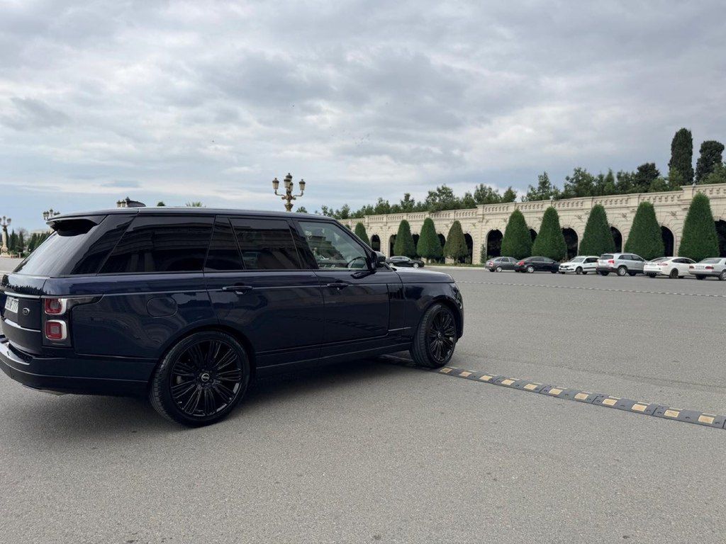 Land Rover Range Rover, 3.0 L, 2018 il, 113 000 km — Avtomobillər, Gəncə (8)