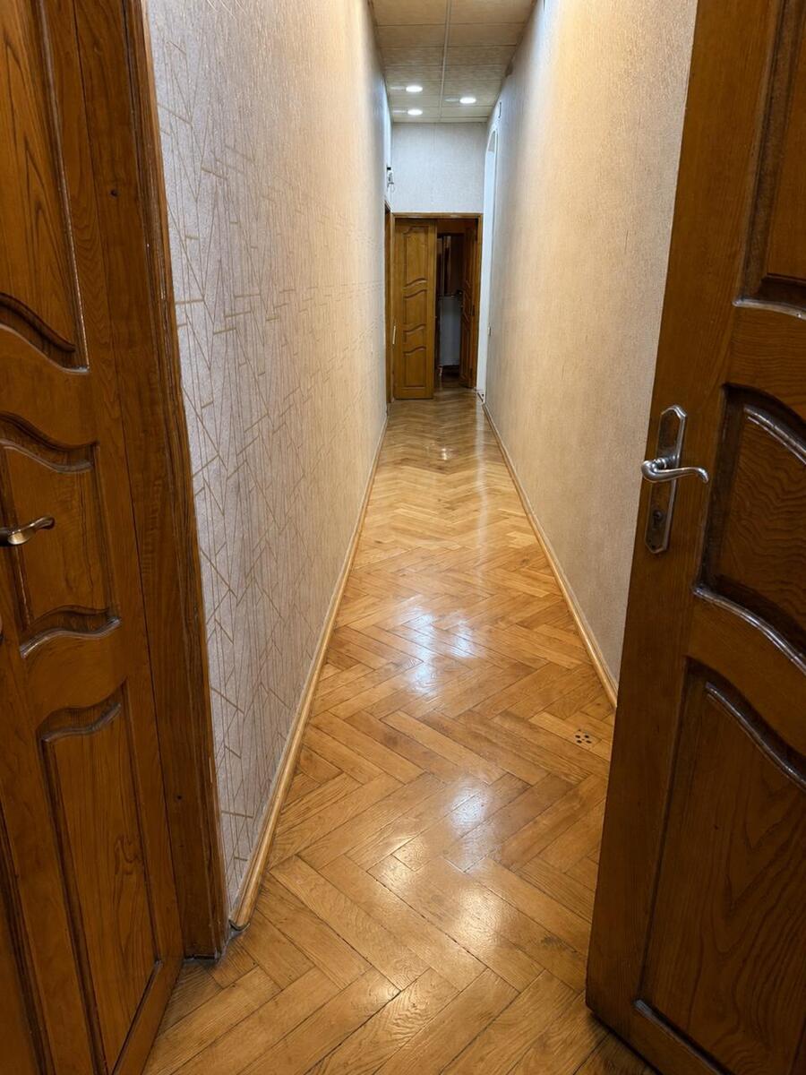 Satılır 3 otaqlı köhnə tikili 130 m² — Mənzil, Bakı (4)
