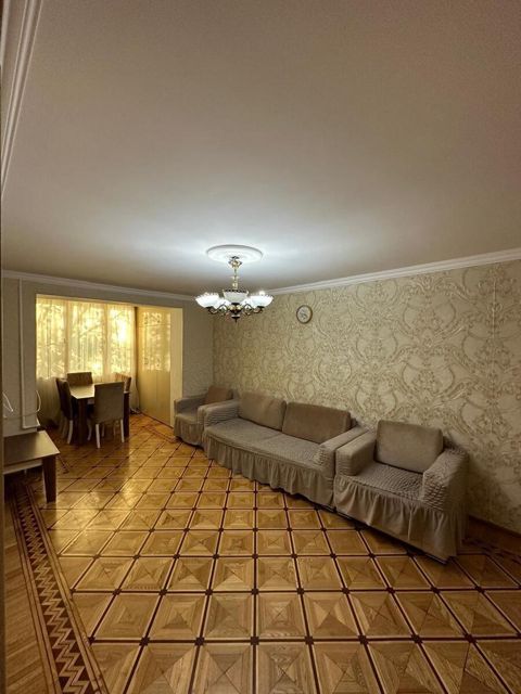 İcarəyə verilir 3 otaqlı köhnə tikili 80 m² — Bakı