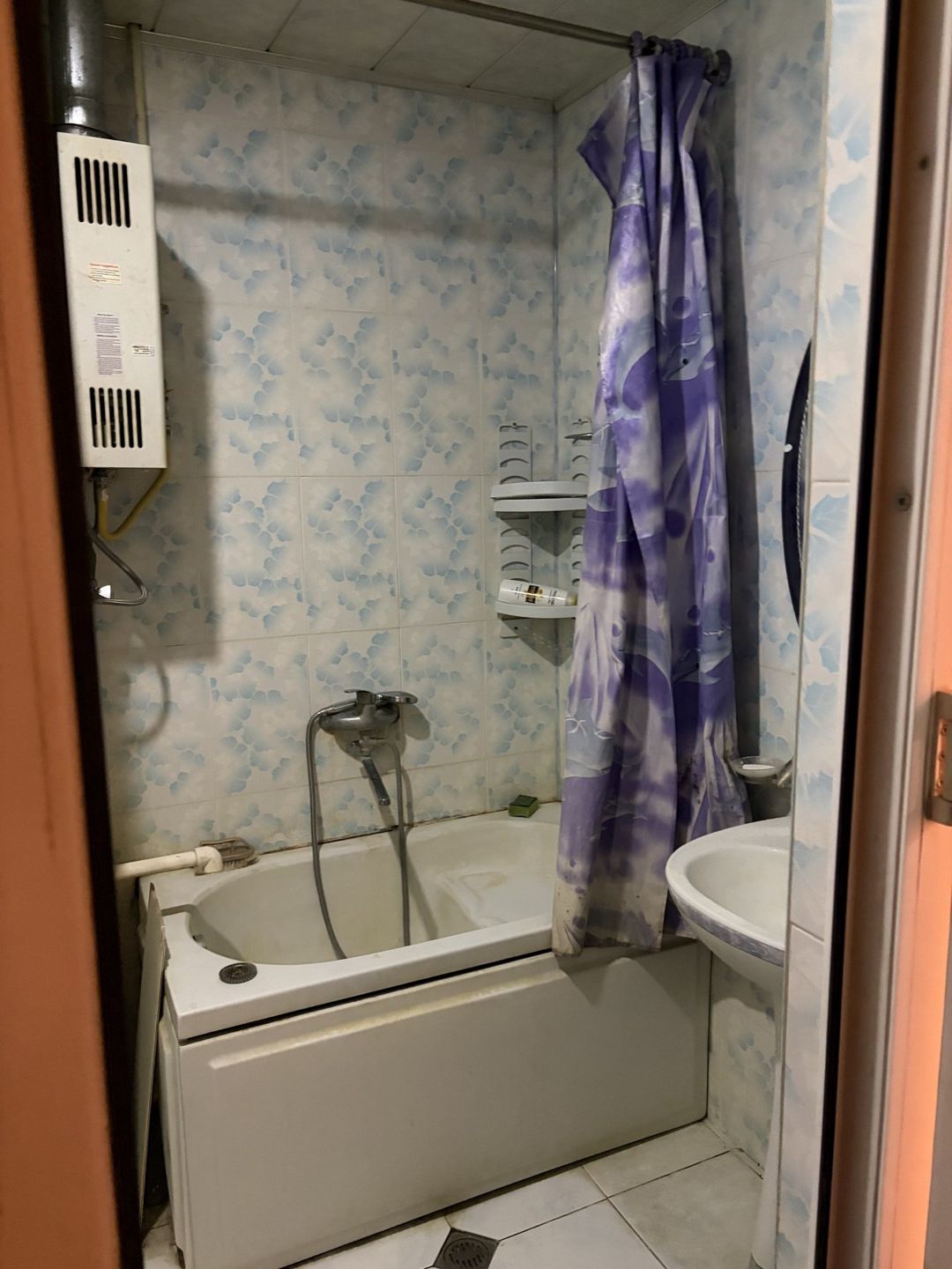 Satılır 2 otaqlı köhnə tikili 65 m² — Mənzil, Bakı (8)