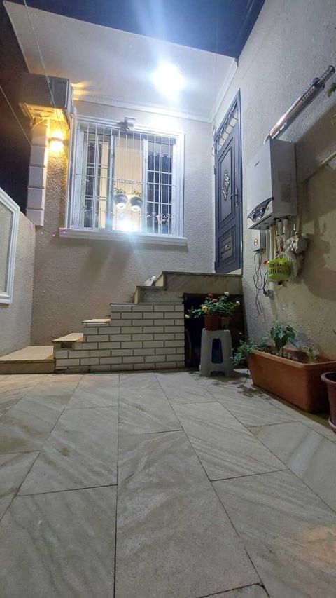 Satılır 2 otaqlı həyət evi/bağ evi 60 m² — Bakı