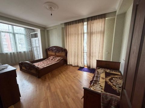 İcarəyə verilir 3 otaqlı yeni tikili 130 m² — Bakı