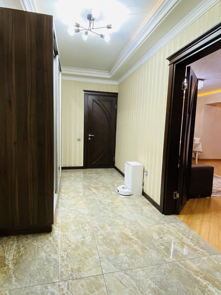 Satılır 3 otaqlı köhnə tikili 100 m² — Mənzil, Bakı (5)