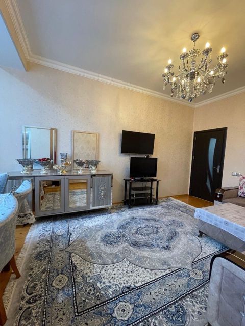 Satılır 3 otaqlı yeni tikili 80 m² — Bakı