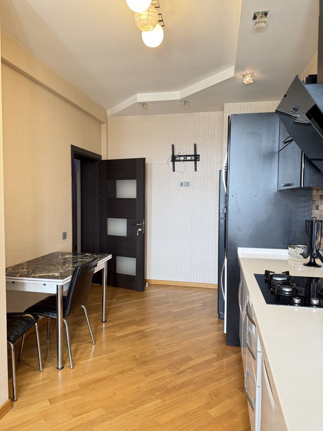 İcarəyə verilir 3 otaqlı yeni tikili 145 m² — Mənzil, Bakı (5)