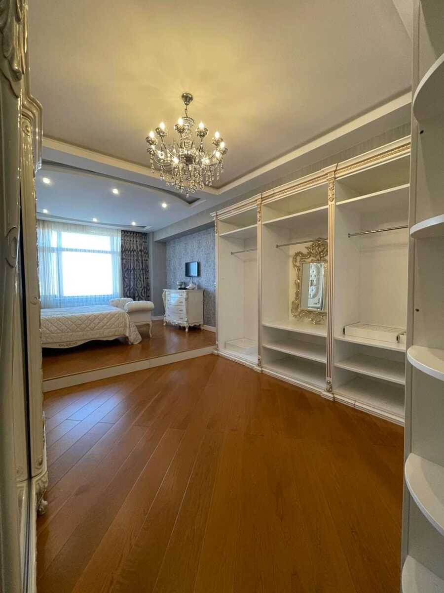Satılır 4 otaqlı yeni tikili 240 m² — Mənzil, Bakı (6)