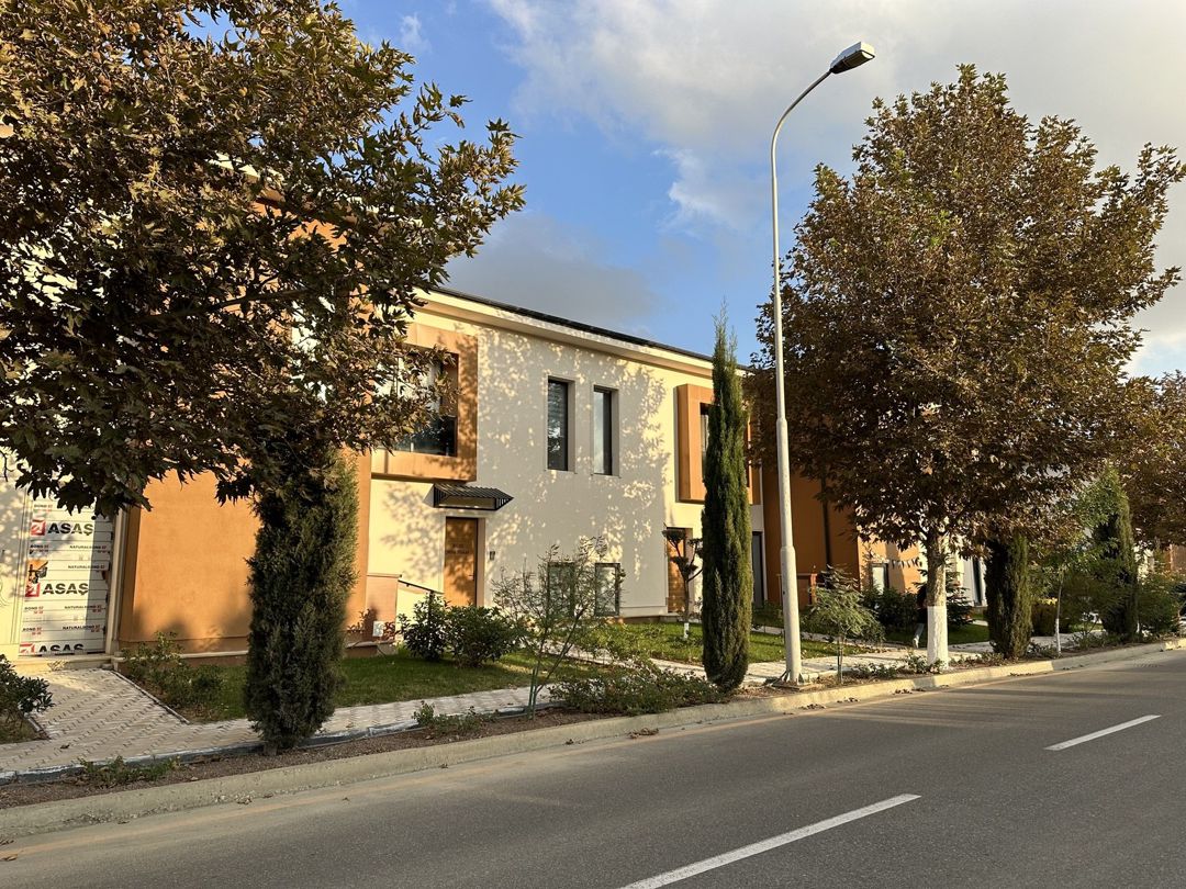 Satılır 3 otaqlı həyət evi/bağ evi 150 m² — Ev, villa, Bakı (4)