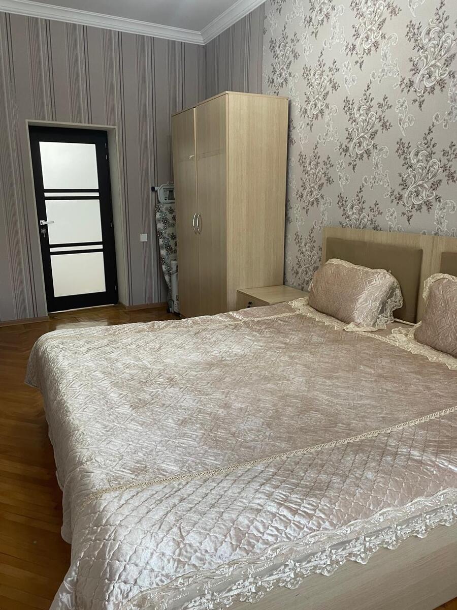 Satılır 2 otaqlı köhnə tikili 55 m² — Mənzil, Bakı (3)