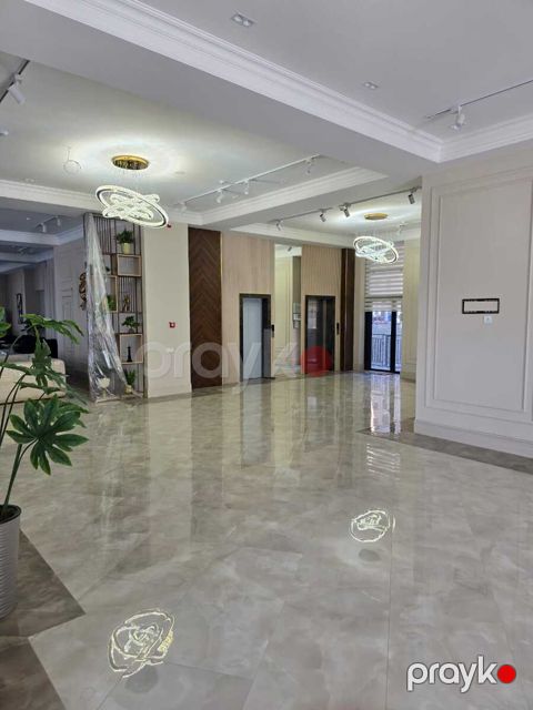 Satılır 3 otaqlı yeni tikili 83 m²