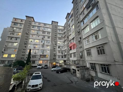 Satılır 4 otaqlı köhnə tikili 110 m²