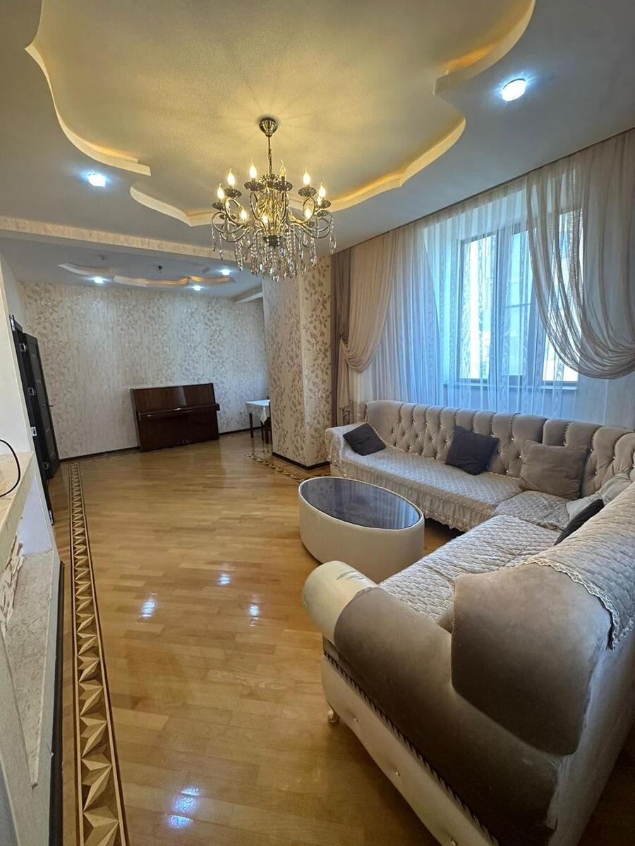 Satılır 4 otaqlı yeni tikili 140 m² — Mənzil, Bakı (3)