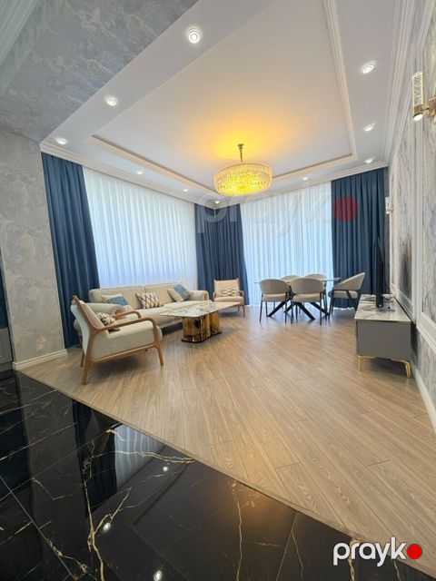 İcarəyə verilir 3 otaqlı yeni tikili 125 m²