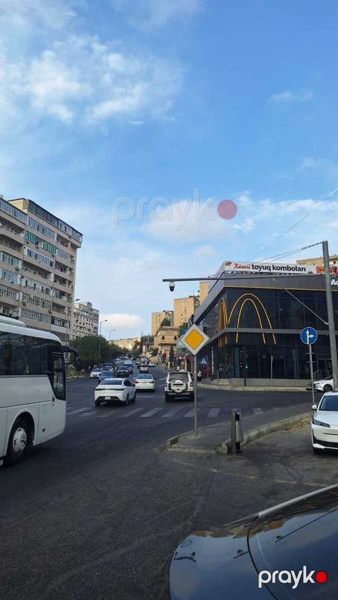 İcarəyə verilir 4 otaqlı yeni tikili 127 m²