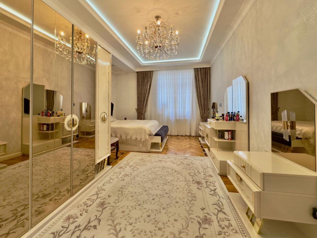 Satılır 3 otaqlı yeni tikili 180 m² — Mənzil, Bakı (9)