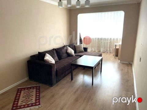 Satılır 2 otaqlı köhnə tikili 60 m²