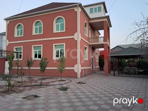 İcarəyə verilir 9 otaqlı həyət evi/bağ evi 300 m²