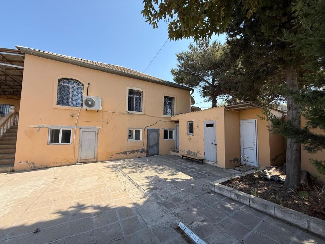 Satılır 6 otaqlı həyət evi/bağ evi 250 m² — Ev, villa, Bakı (3)