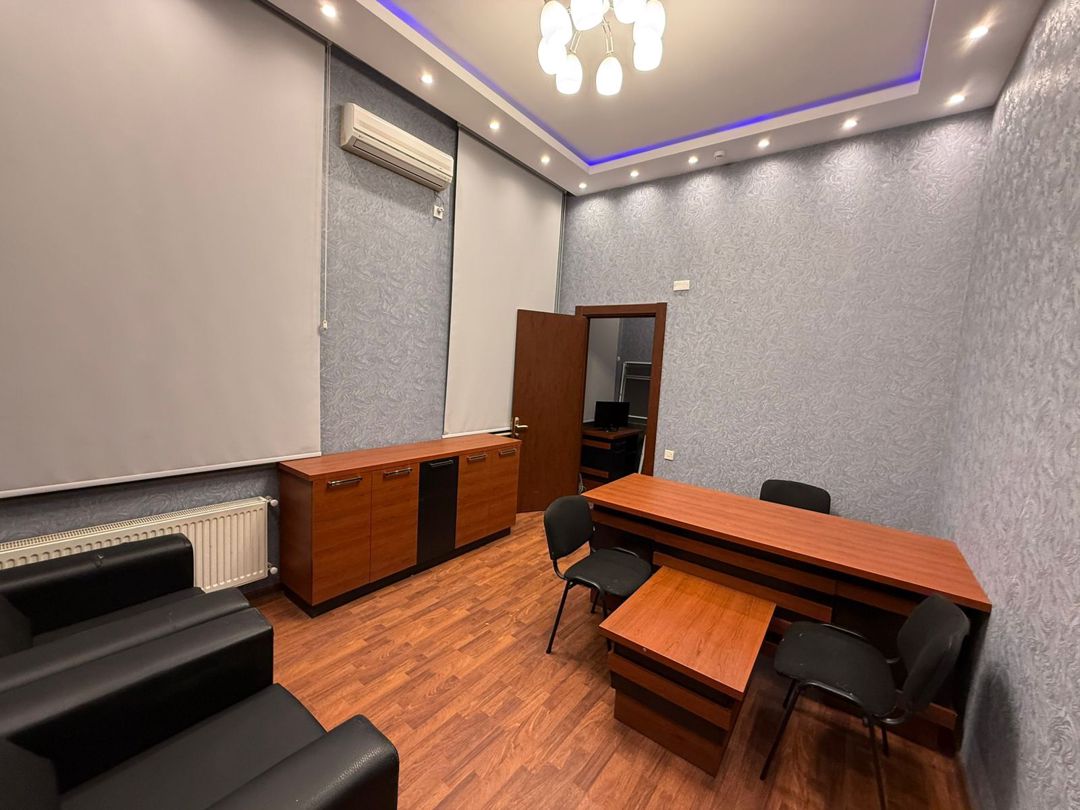 İcarəyə verilir 8 otaqlı ofis 220 m² — Ofis, Bakı (10)