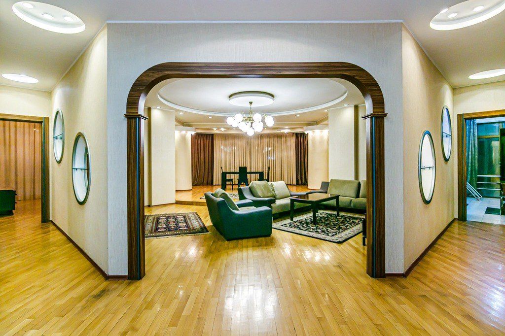 İcarəyə verilir 4 otaqlı yeni tikili 200 m² — Mənzil, Bakı (8)