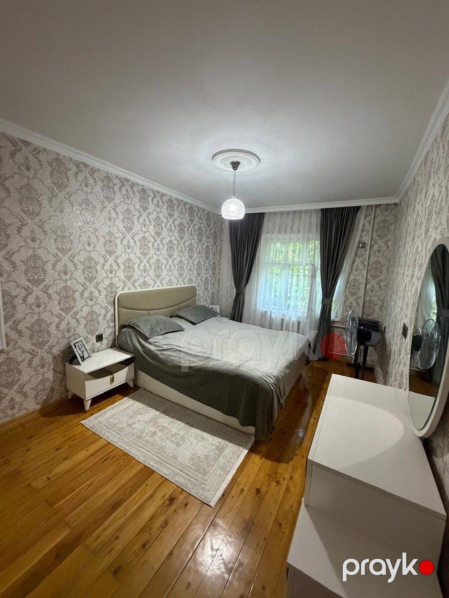 Satılır 4 otaqlı köhnə tikili 90 m² — Mənzil, Bakı (10)