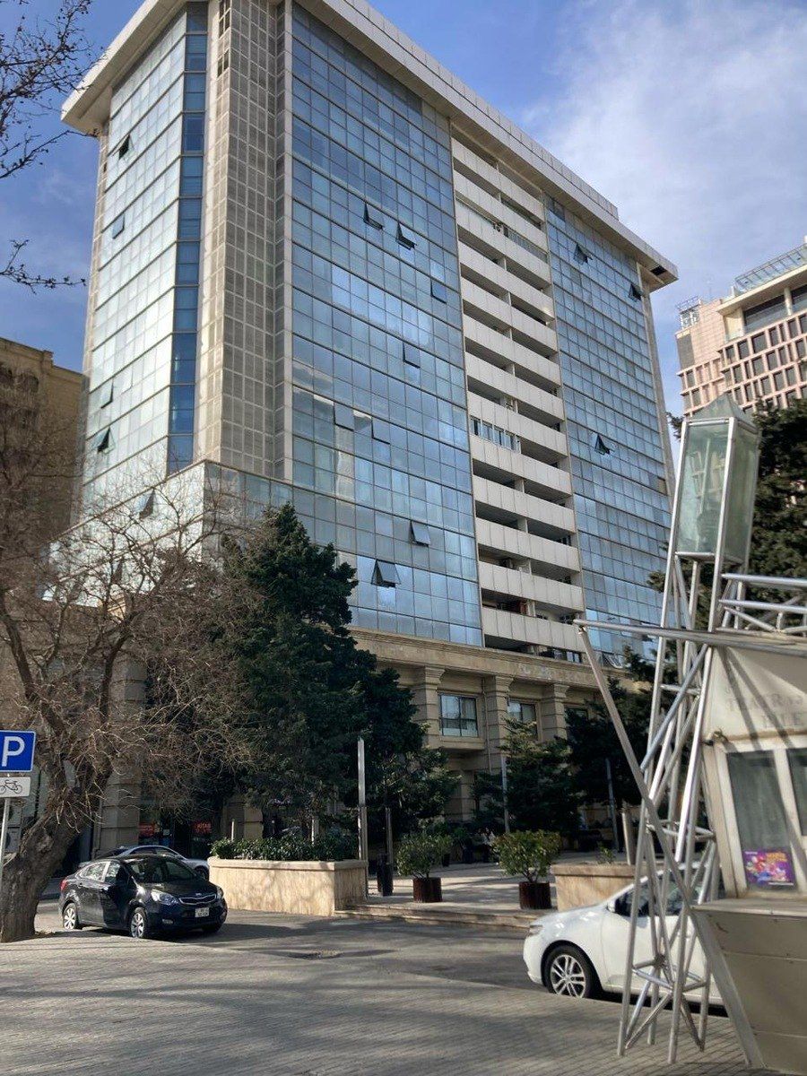 Satılır 3 otaqlı köhnə tikili 125 m² — Mənzil, Bakı