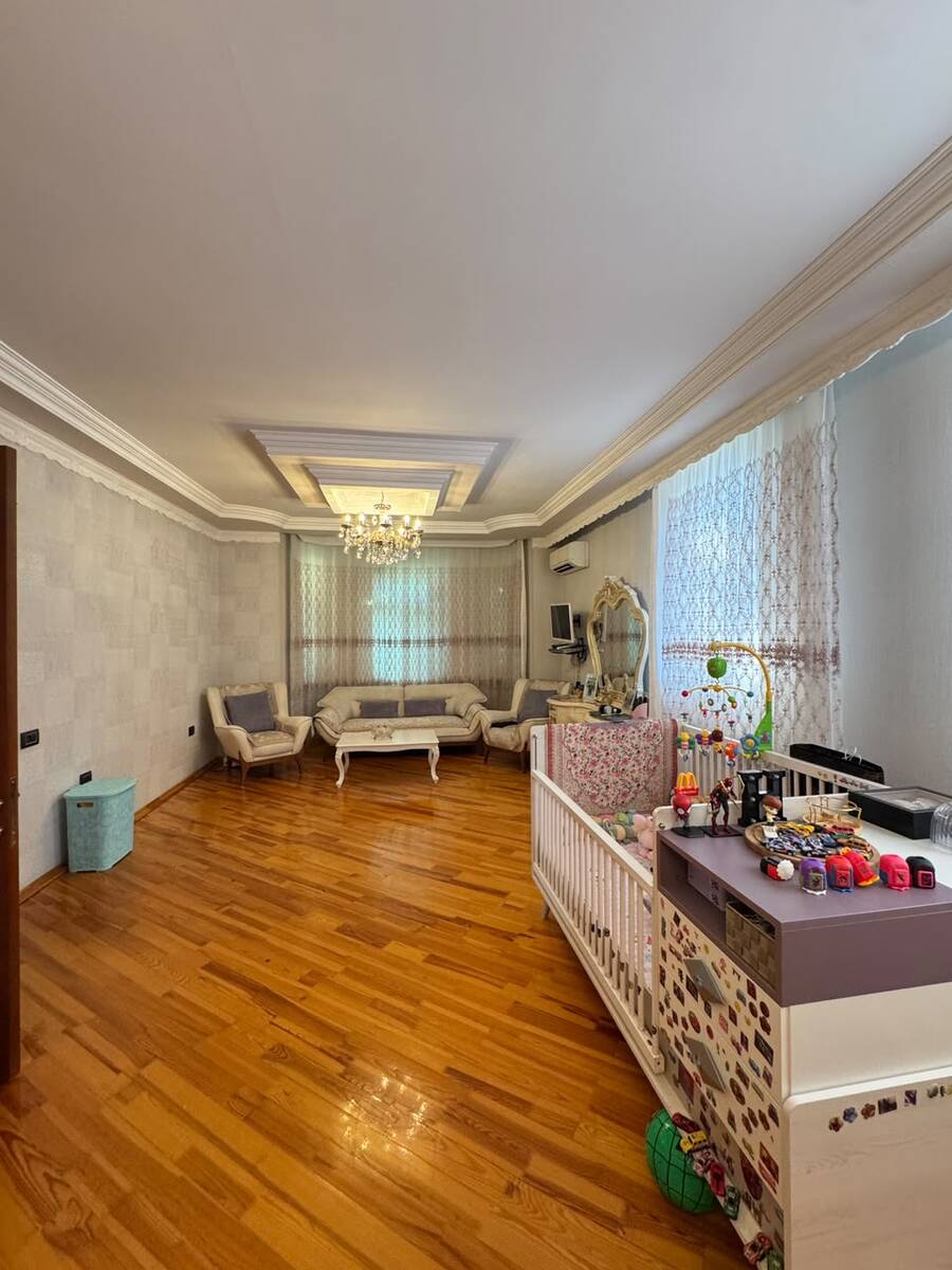 Satılır 8 otaqlı həyət evi/bağ evi 350 m² — Ev, villa, Bakı (12)