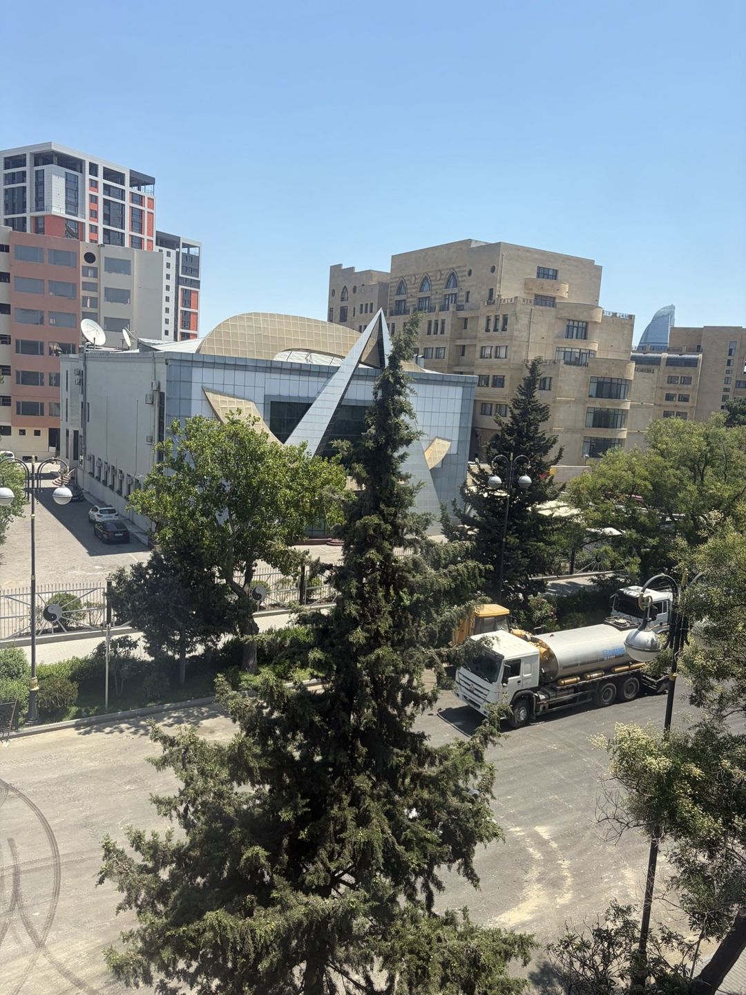 Satılır 4 otaqlı köhnə tikili 110 m² — Mənzil, Bakı (5)
