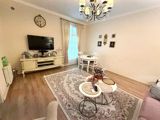 Satılır 4 otaqlı köhnə tikili 100 m² — Günay xanım — Квартира