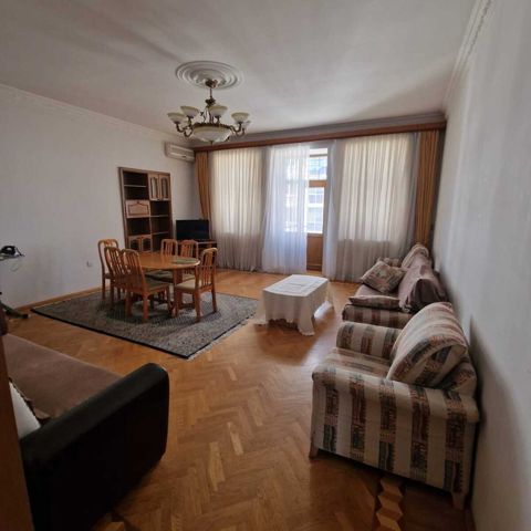 İcarəyə verilir 2 otaqlı köhnə tikili 75 m² — Bakı