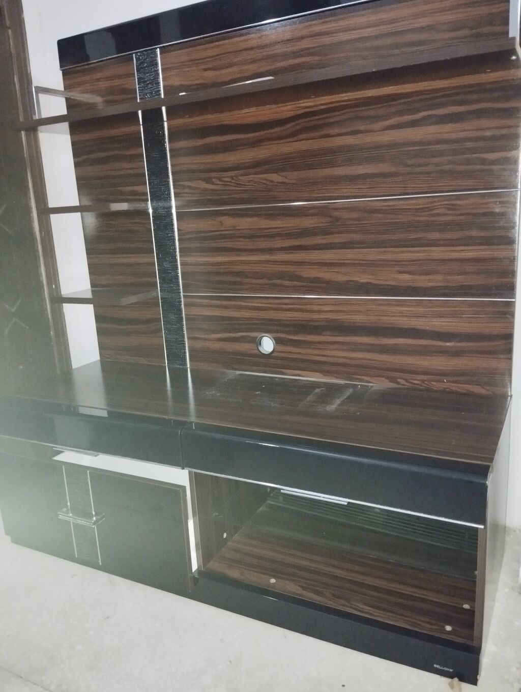 Mebel TV stendi və divar paneli - Material: parlaq səthə malik — Mebel, Xırdalan (2)