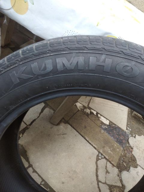 Kumho şinləri 235/60 R18 — Bakı