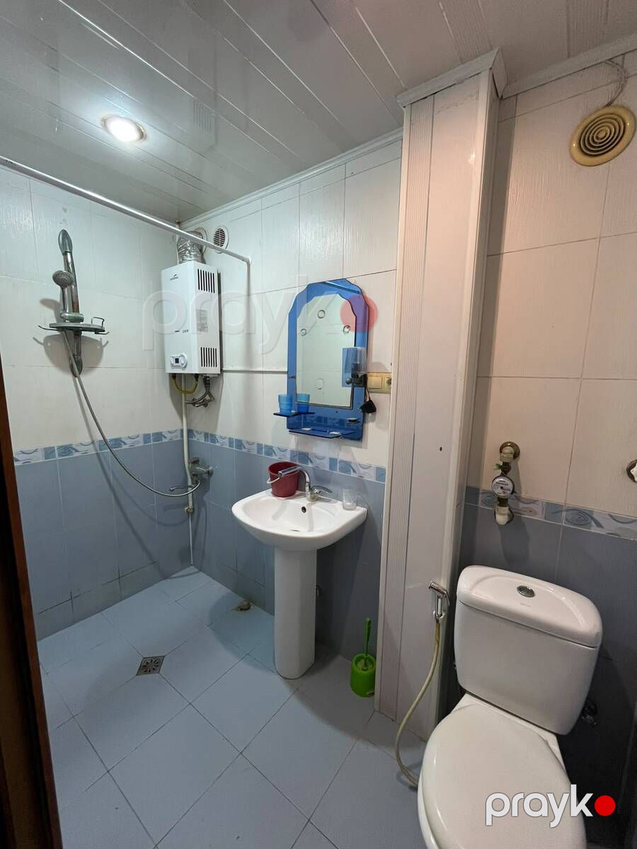 İcarəyə verilir 5 otaqlı köhnə tikili 65 m² — Mənzil, Bakı (7)