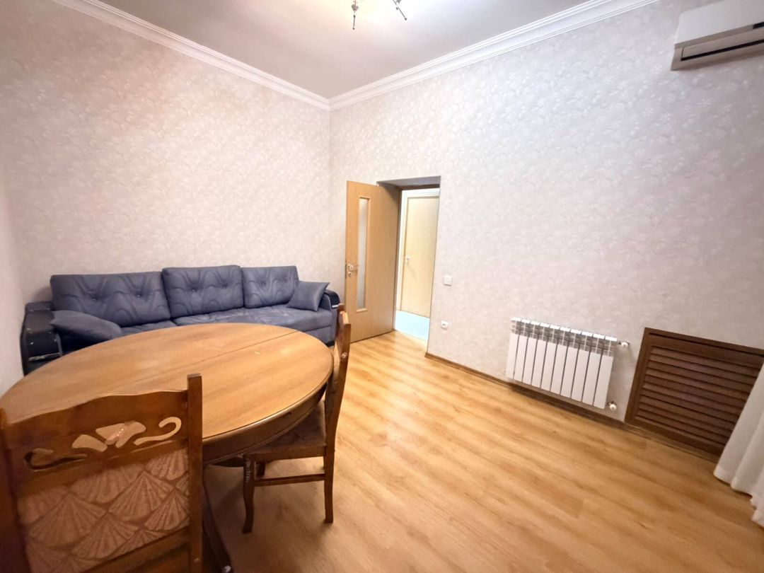 İcarəyə verilir 2 otaqlı köhnə tikili 56 m² — Mənzil, Bakı (2)