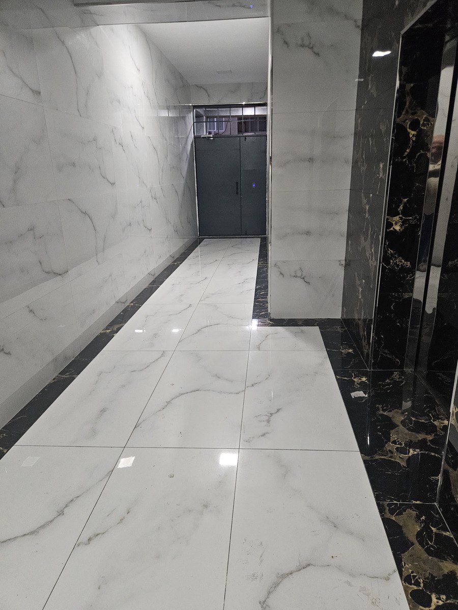 İcarəyə verilir 3 otaqlı yeni tikili 135 m² — Mənzil, Bakı (8)