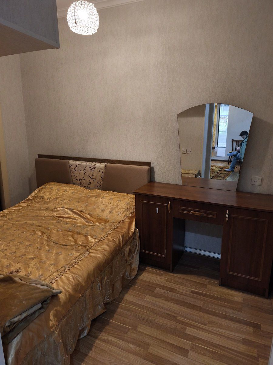 Satılır 4 otaqlı köhnə tikili 65 m² — Mənzil, Bakı (10)