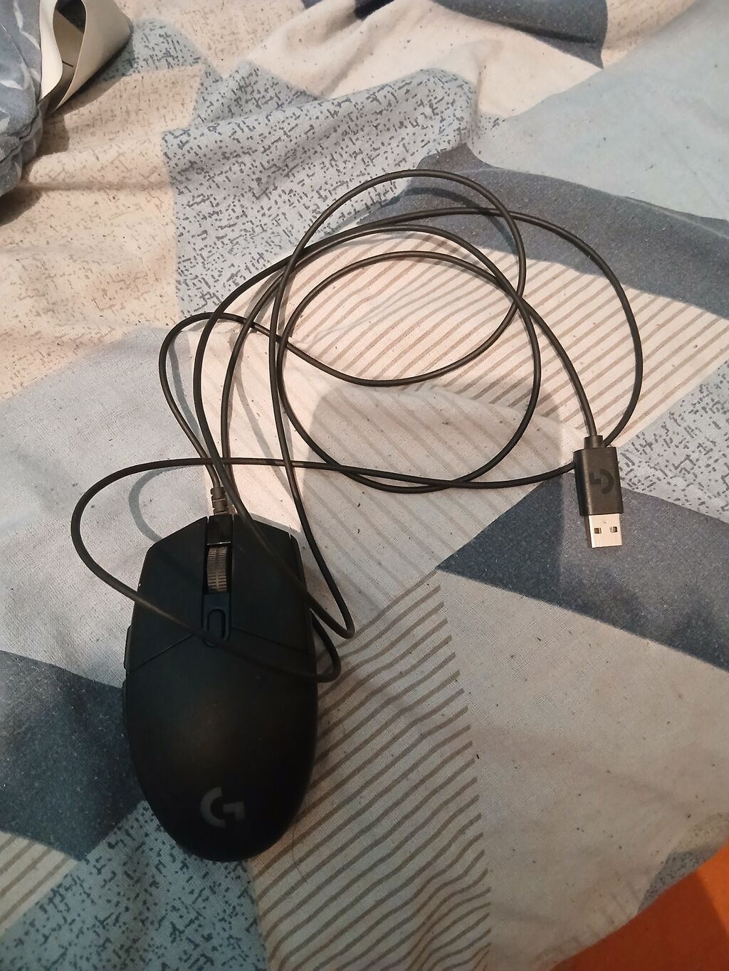 Logitech G102 Lıghtsync oyun siçanı 55 manata almışdım ama heç — Elektronika, Bakı (3)