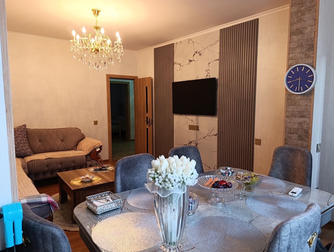 Satılır 2 otaqlı köhnə tikili 57 m² — Mənzil, Bakı (3)