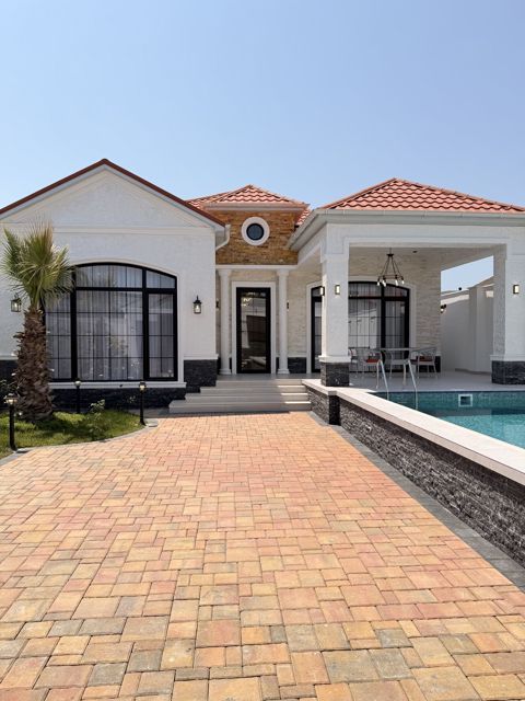 Satılır 5 otaqlı həyət evi/bağ evi 230 m² — Bakı