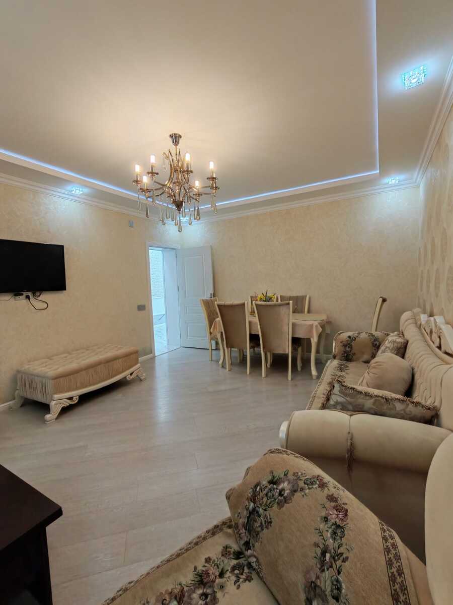 Satılır 5 otaqlı həyət evi/bağ evi 200 m² — Ev, villa, Bakı (11)