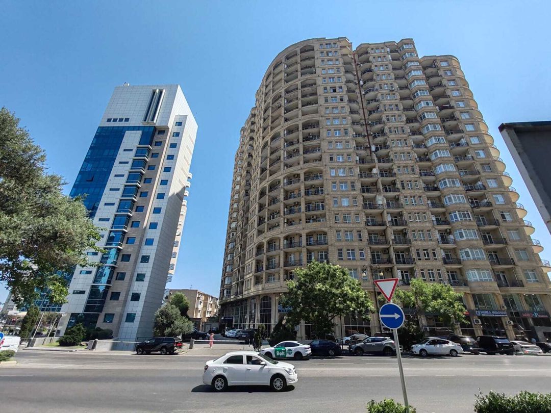 Satılır 3 otaqlı yeni tikili 128 m² — Mənzil, Bakı