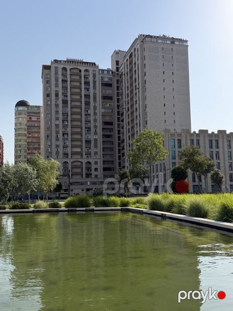 4-otaqlı yeni tikili, Mirzə Qədim İrəvani küç., 263.5 m²