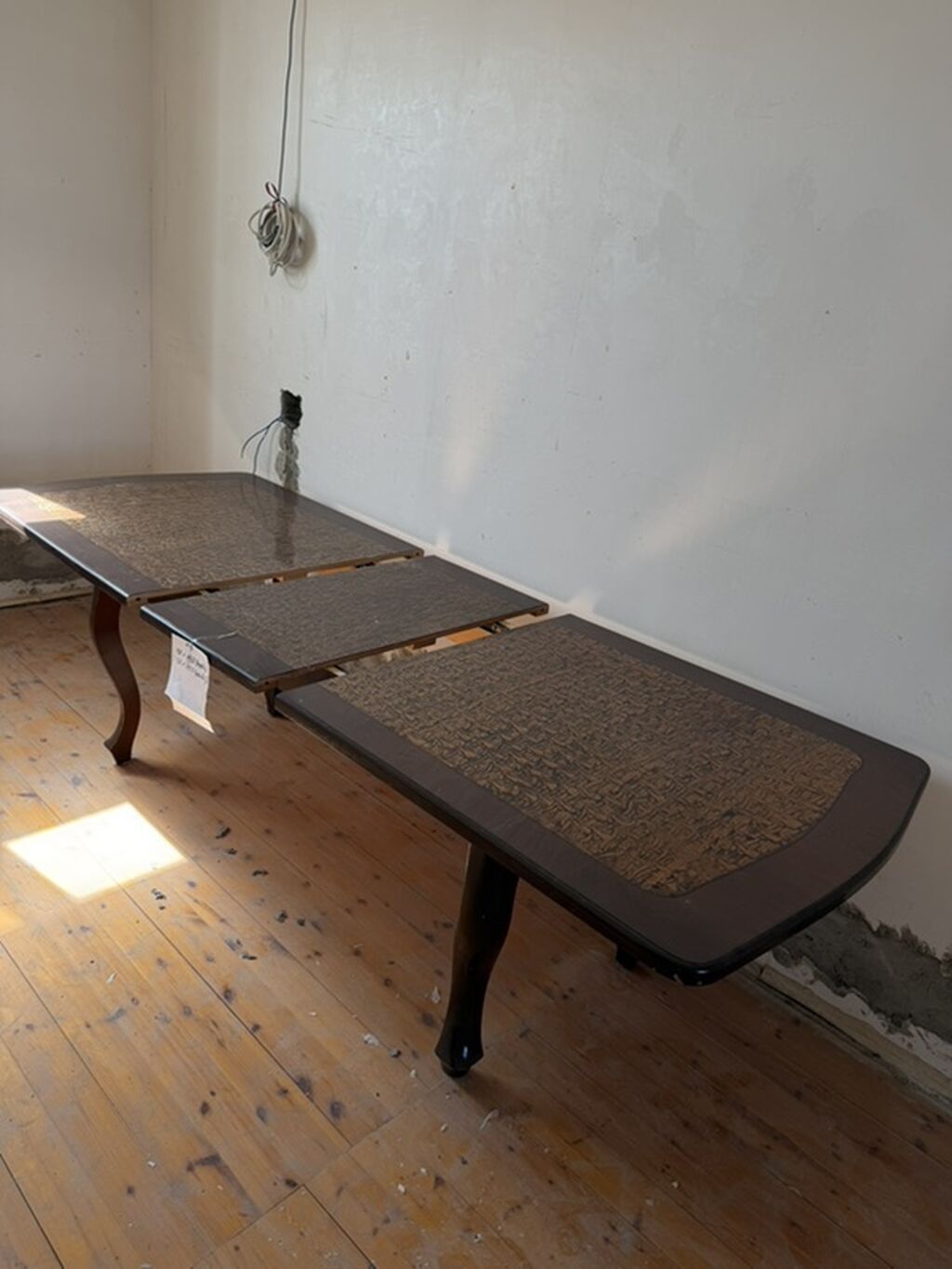 Yayılma mexanizimli yemək masası - Material: tünd rəngli ağac — Masalar, Digah (2)