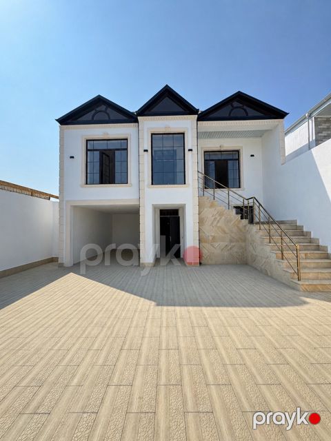 Satılır 4 otaqlı həyət evi/bağ evi 180 m²